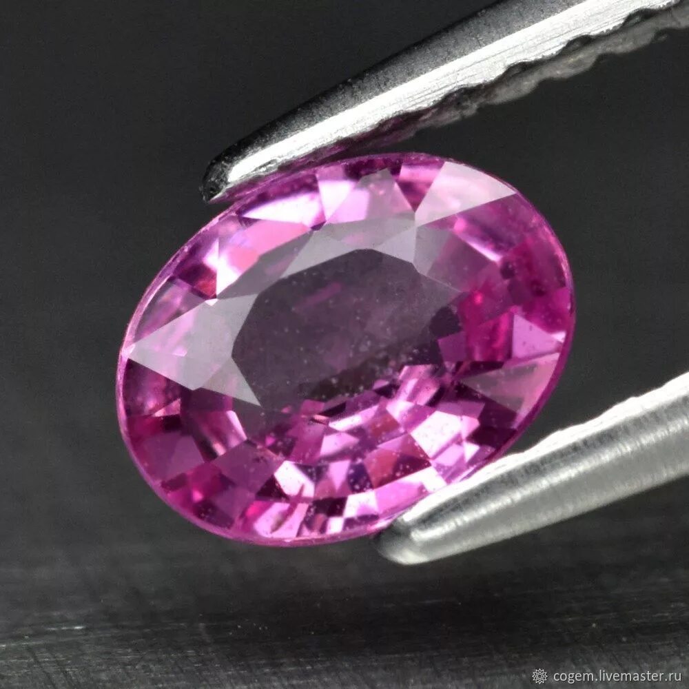 Полудрагоценные камни розового цвета фото Розовый сапфир 0,65ct(6х5) купить в интернет-магазине Ярмарка Мастеров по цене 1