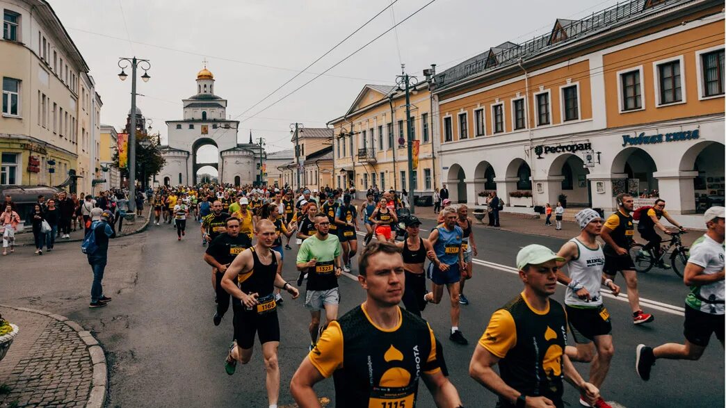 Полумарафон золотые ворота фото На старт владимирского полумарафона "Золотые ворота" выйдут 2 тысячи бегунов - н