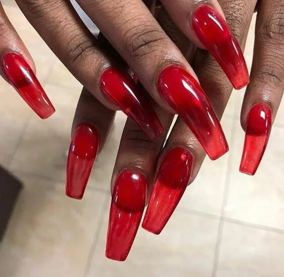 Полупрозрачный красный маникюр Jelly Nails Trend Is Still On - WE LOVE '90s Red acrylic nails, Glass nails, Jel