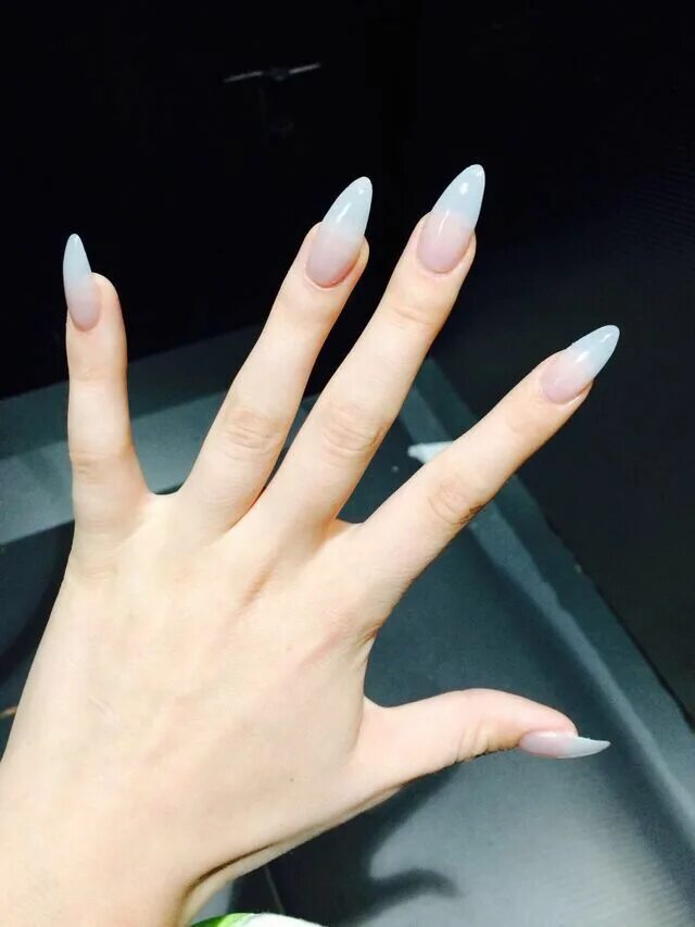 Полупрозрачный маникюр миндаль X - If it's not white or nude, I don't want it. Transparent nails, Nail manicure