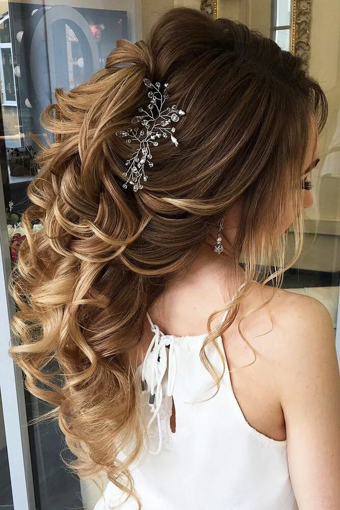 Полусобранная прическа на средние Half Up Half Down Wedding Hairstyles 2023 Guide: 70+ Looks Wedding hairstyles fo