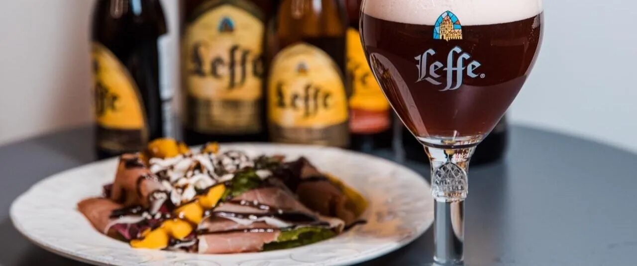 Аббатство пива "Leffe". Динант, Бельгия. Прогуляемся? Песок в кедах, Заметки Дзе