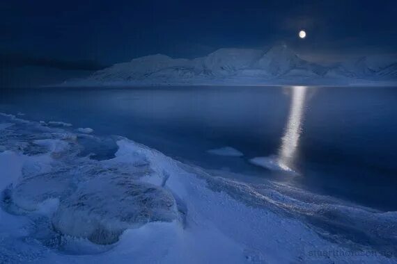 Полярная ночь в арктике фото Print - Arctic Landscape - Full Moon & Polar Night in Svalbard Arctic landscape,