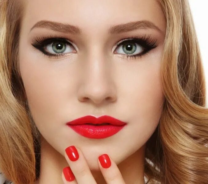 Помада для зеленых глаз фото Все о косметологии Pale skin makeup, Wedding makeup for brown eyes, Pale skin ha