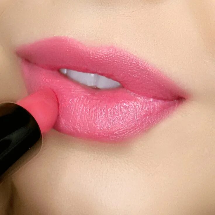 Помада розового цвета фото Rosy Posy Semi-Matte Lipstick in 2020 Pink lipstick shades, Light pink lipstick,