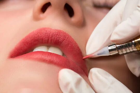 Помадные губы перманентный макияж Permanent Makeup Lips Зображення - огляд 9,314 Стокові фото, векторні зображення