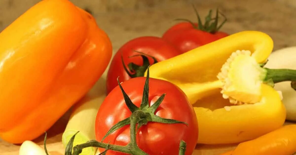 Помидор перец фото помидоры How to Control Common Tomato, Pepper, Eggplant and Potato Diseases