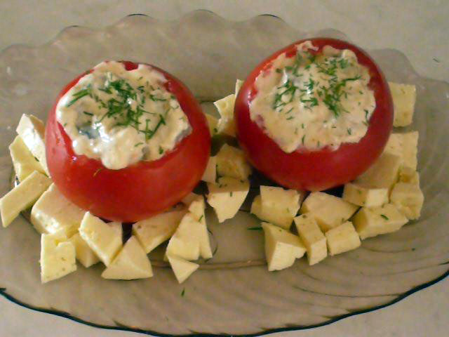 Помидор с сыром и чесноком фото Помидоры, фаршированные сыром и чесноком вкусный рецепт с фото пошагово и видео 