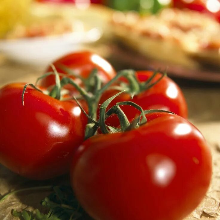 Помидоры чили фото Can I Eat Tomatoes on the Candida Diet? Livestrong.com Candida diet, Candida, Re