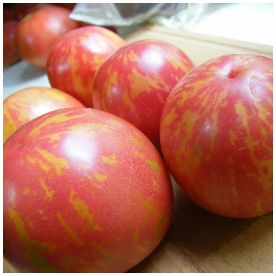 Помидоры курочка ряба описание сорта фото Семена Орешка Томат курочка ряба 10 шт. - купить в интернет-магазине по низкой ц