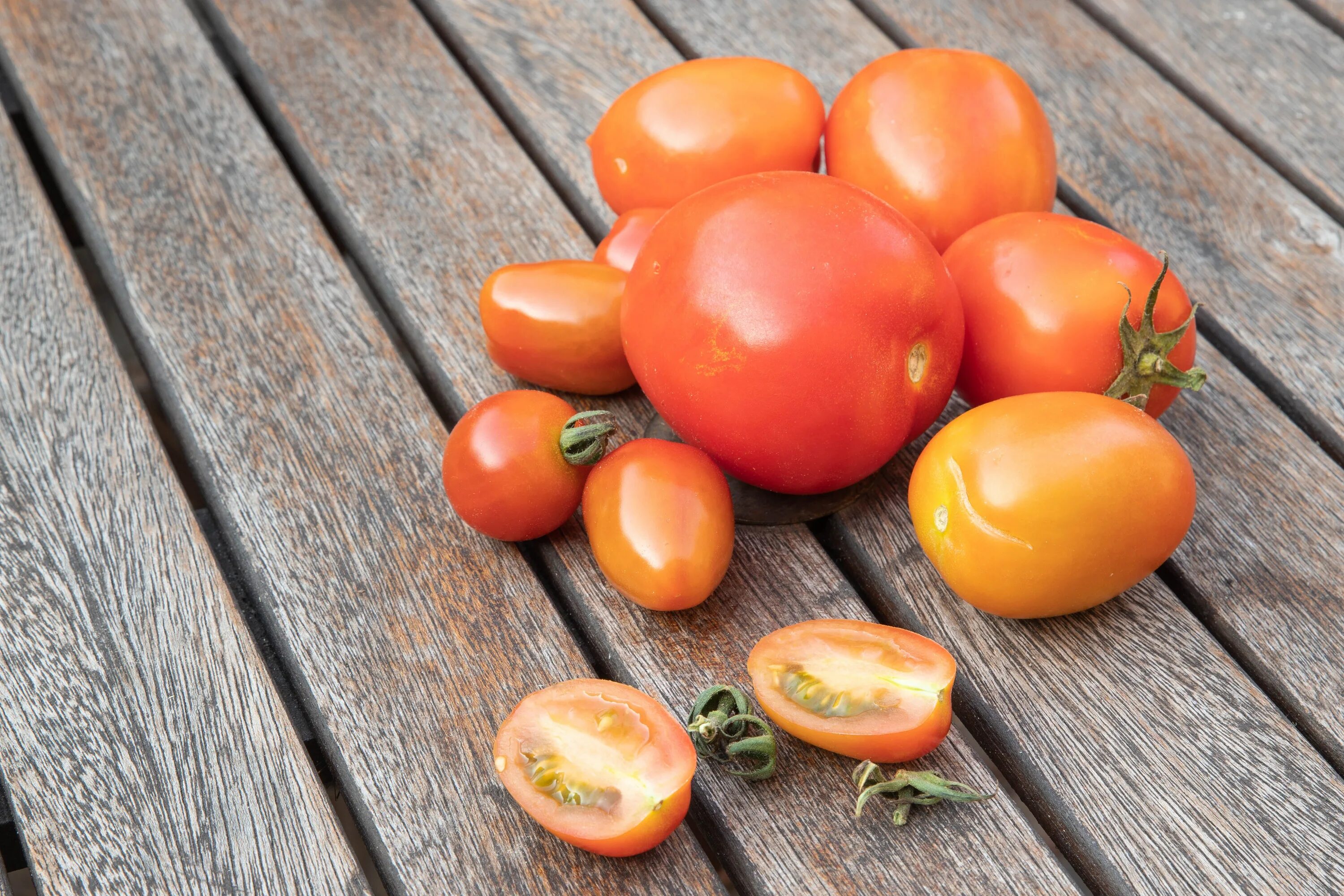 Помидоры оранжевые описание сорта фото отзывы Tomatoes Food on wood free image download