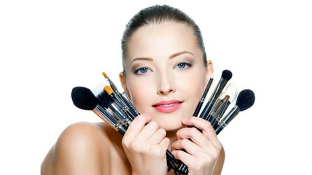 Помогает макияжу Skincare/BEAUTY Beauty gadgets, Safe beauty products, Beauty tools