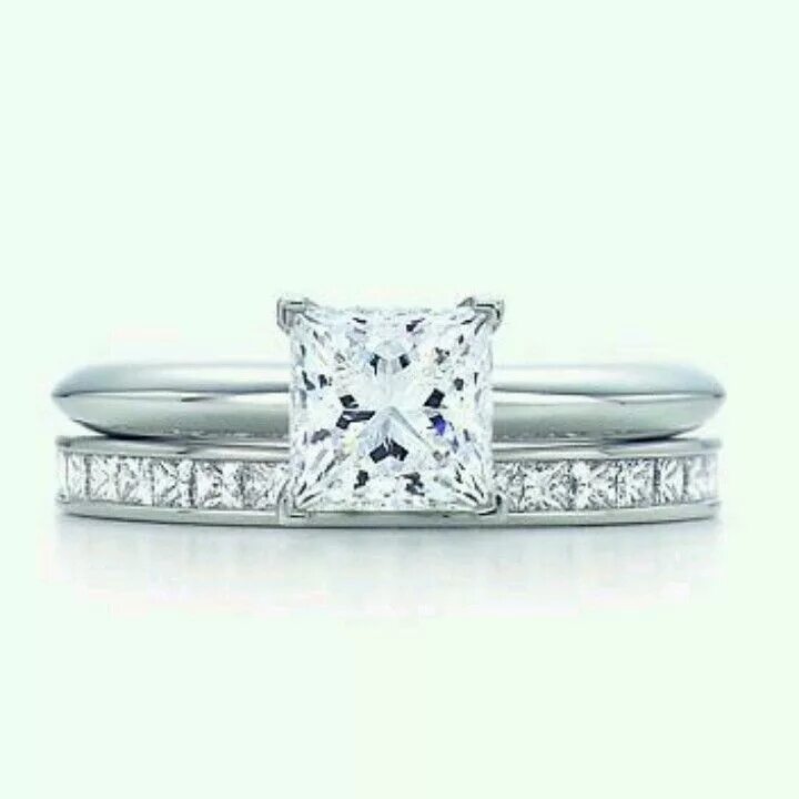 Помолвочные кольца тиффани фото Tiffany & Co. - Princess Cut Diamond Engagement Ring in Platinum Diamond rings e