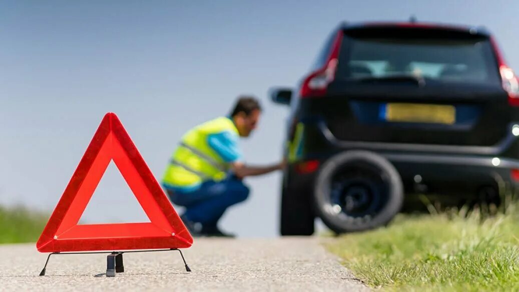 Помощь на дороге фото Помощь на дороге прикурить в Ачинске: 94 автомеханика с отзывами и ценами на Янд