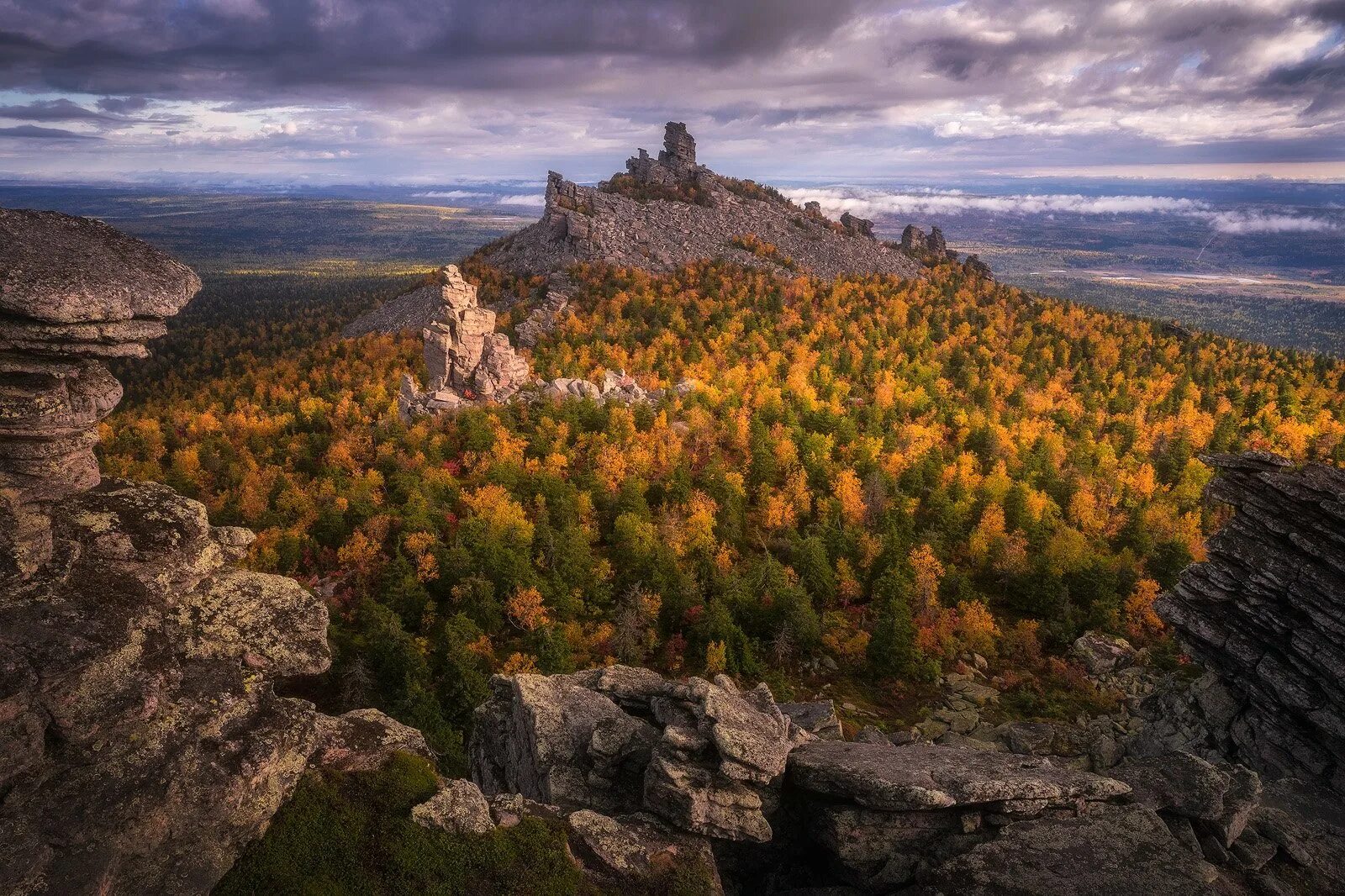 Помяненный камень фото На Помяненном камне. Фотограф Межин Сергей