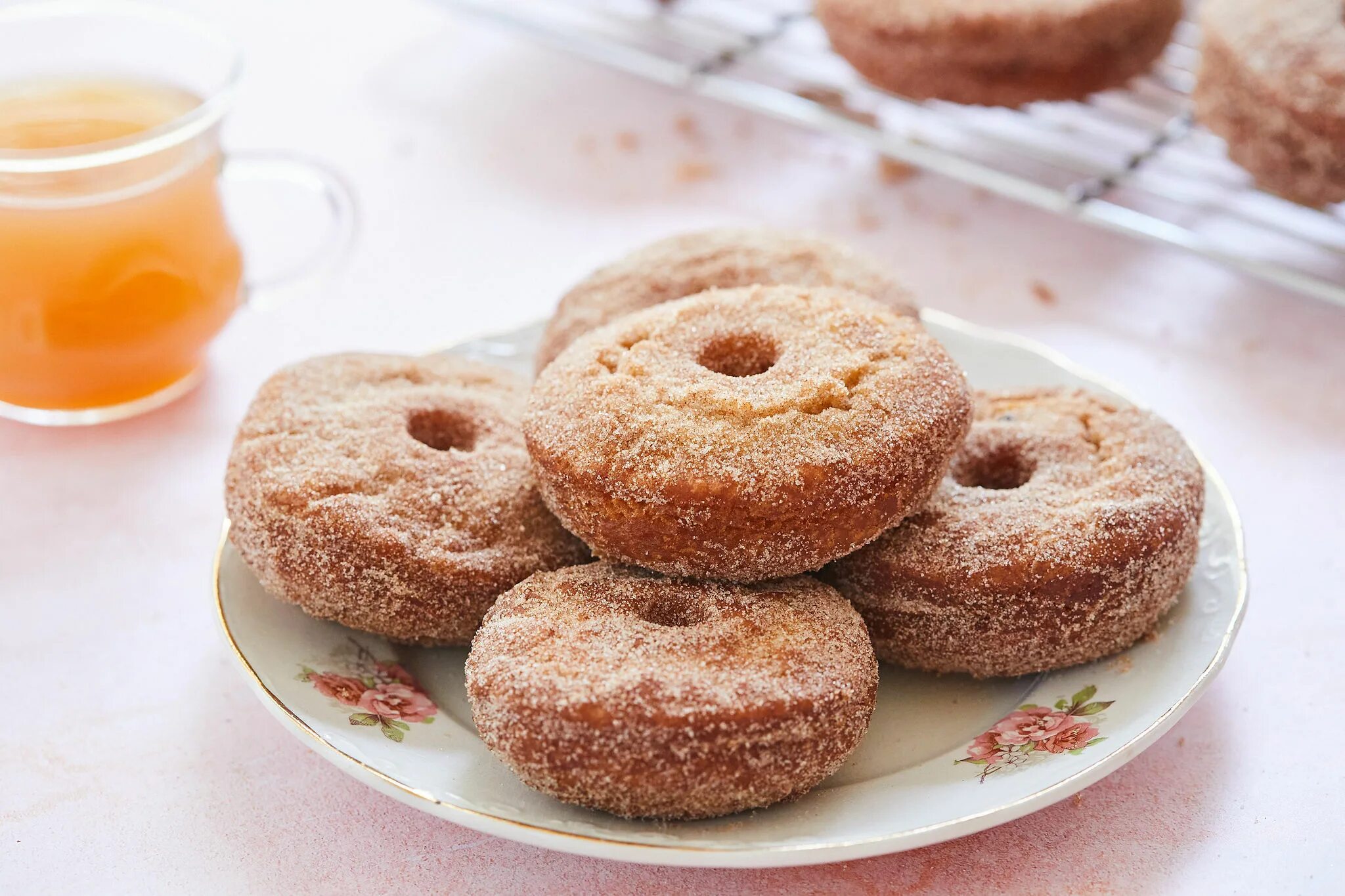 Пончики кефире фото Homemade Apple Cider Donuts Gemma’s Bigger Bolder Baking