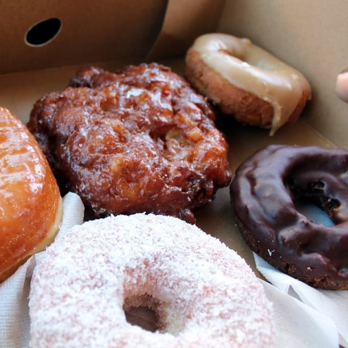 Пончики в домашних условиях фото 33 Doughnuts You Have To Try Before You Die Delicious donuts, Food, Delicious de