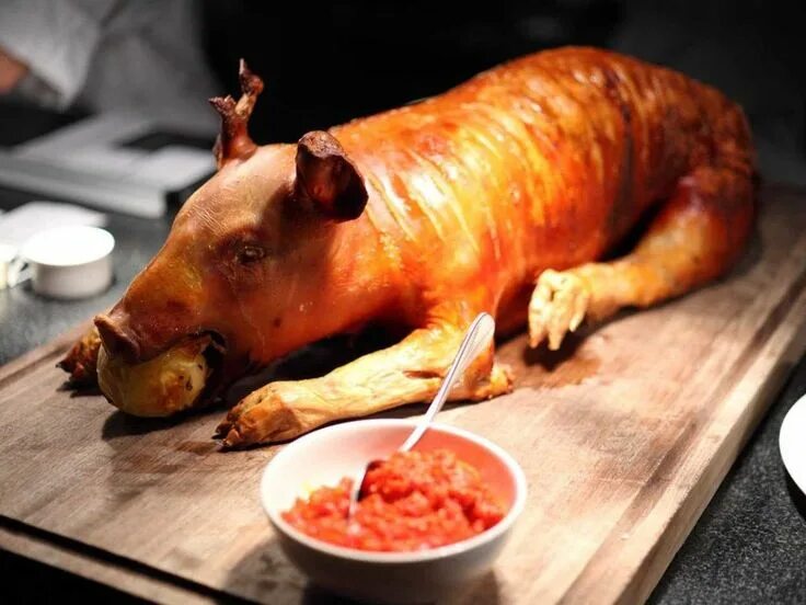 Поросенок в яблоках фото Olde Elizabethan Recipe-Roast Pig with a Pudding in his Belly To Roast Pig with 