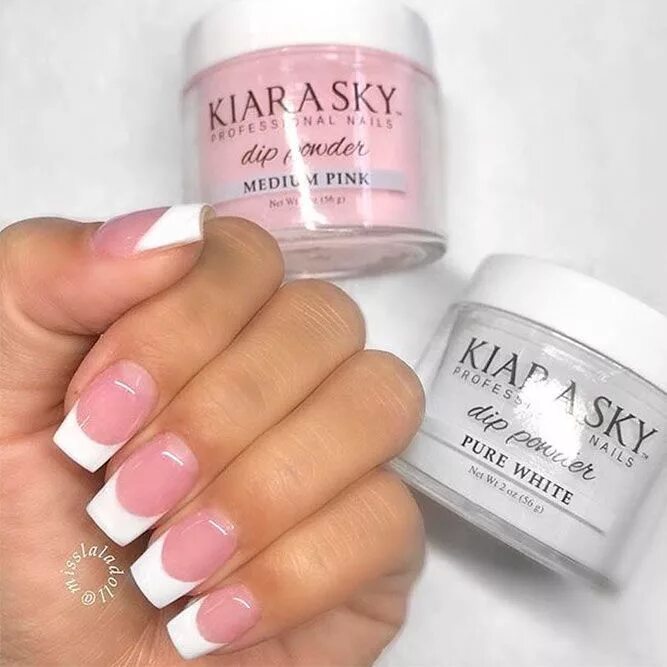 Порошковый маникюр фото Everything That You Should Know About Dip Powder Nails Acrylic dip nails, Powder