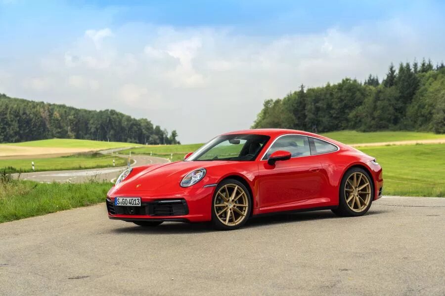 Порше купе фото Porsche 911 Carrera в кузове 992 2019 года выпуска для рынка Всего мира и стран 