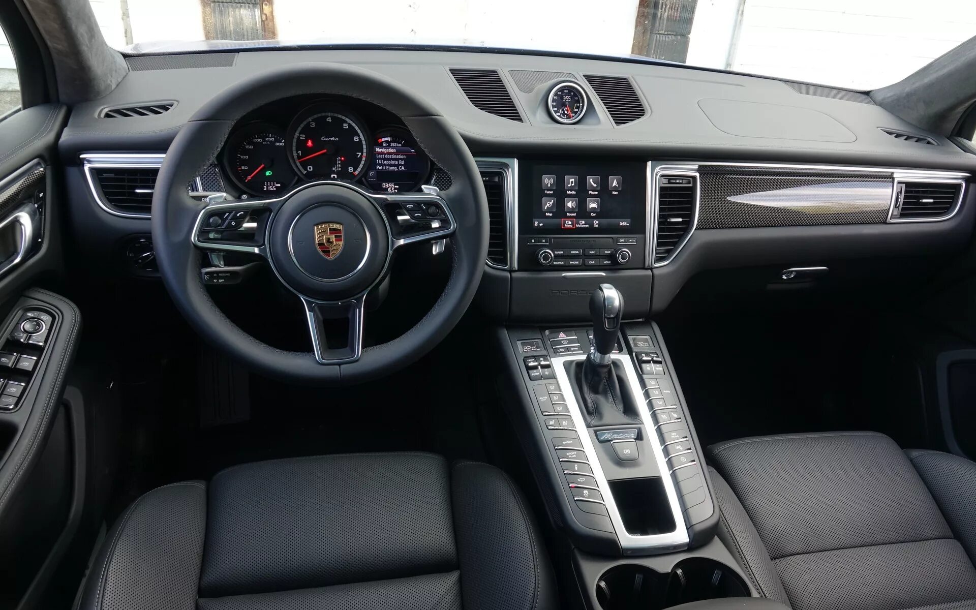 Порше макан салон фото 2018 Porsche Macan photos - 3/3 - The Car Guide