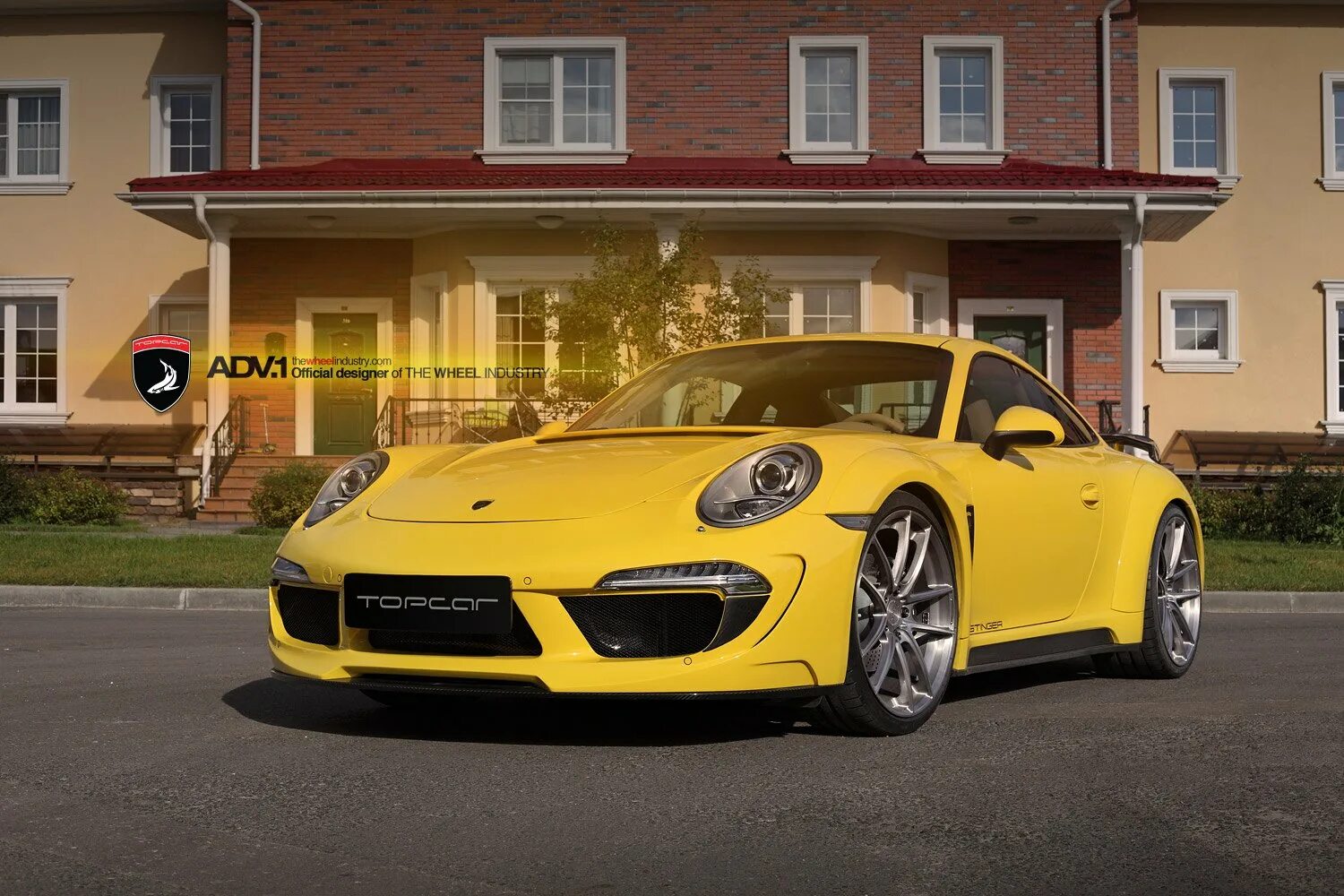 Порше желтый фото Topcar Puts Its Hands on Yellow Porsche 911 - CARiD.com Gallery