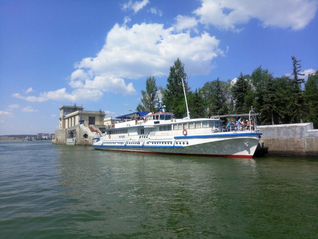 Порт тольятти коммунистическая ул 96 фото Panorama: Rechnoy vokzal Port Tolyatti, sea and river stations, Tolyatti, Kommun