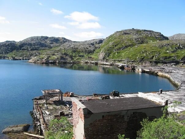 Порт владимир фото Port Vladimir, now an abandoned military settlement on the territory of the Kola