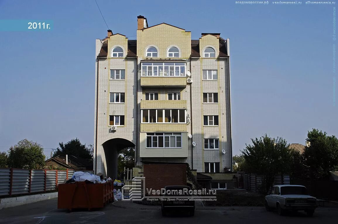 Портал московская ул 59 азов фото Azov, Moskovskaya st house 91/2. Apartment house