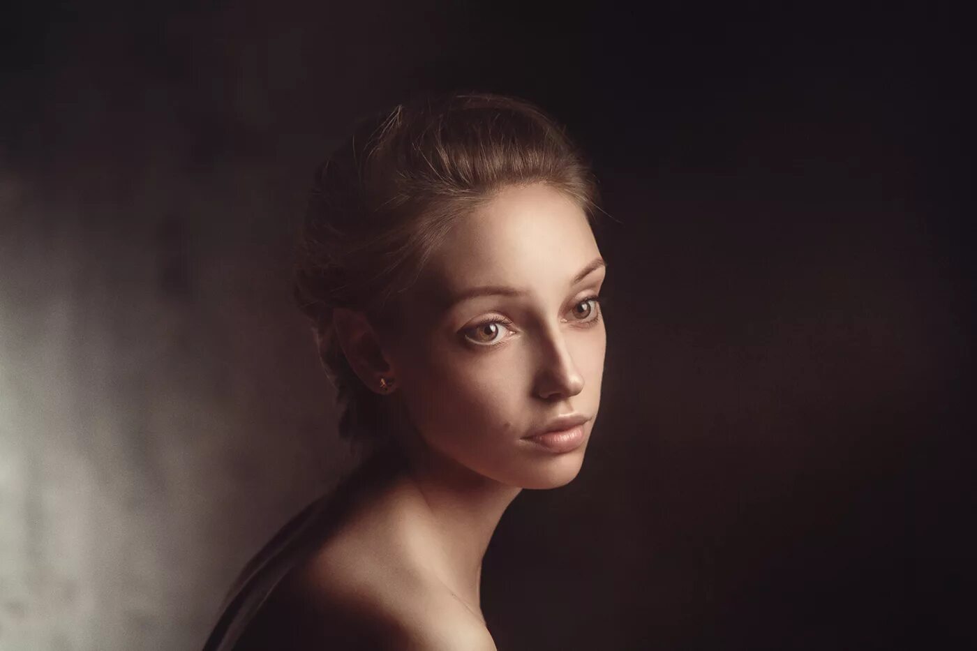 Портретная студия портрет по фото Some crops off one portrait :: Behance