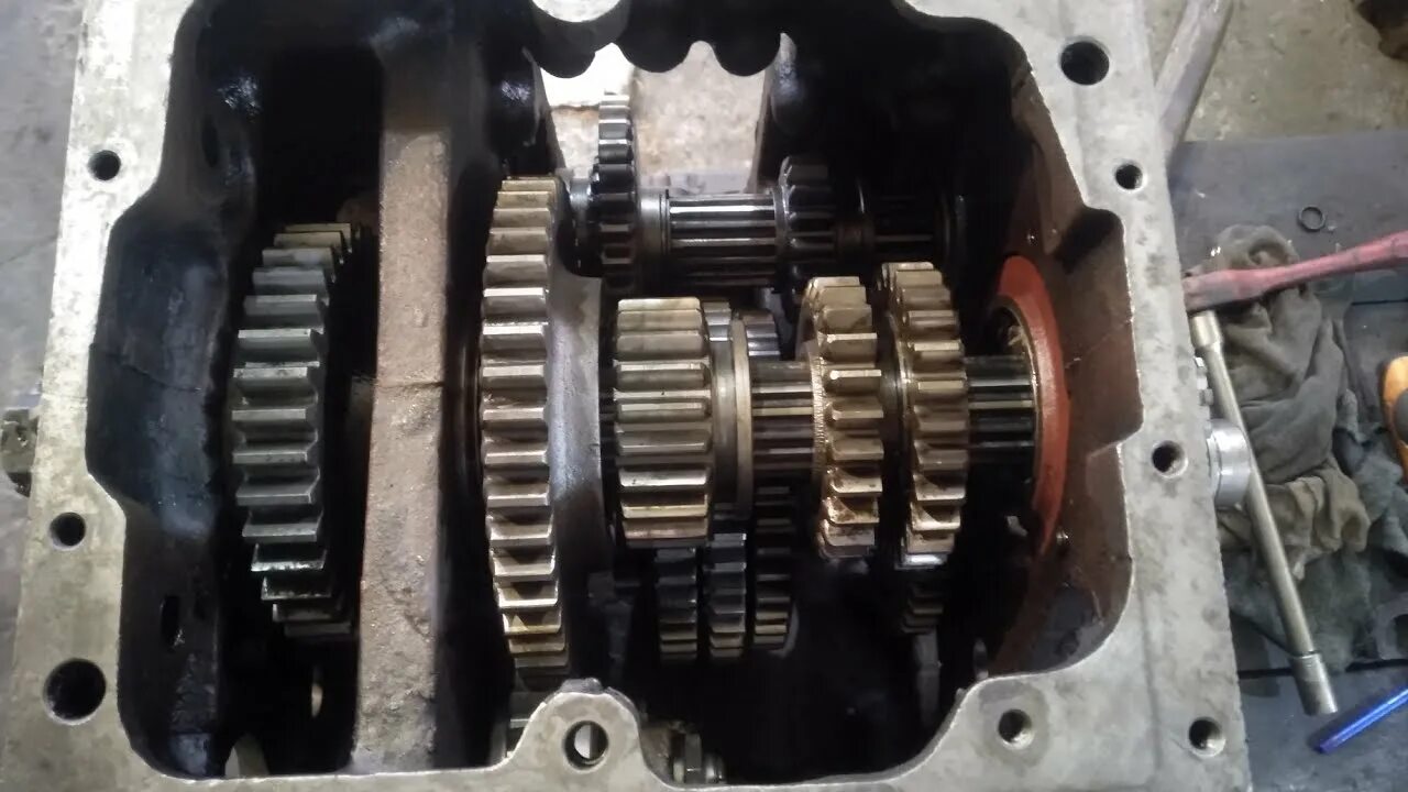 Disassembly and assembly of the gearbox (Chevrolet Niva 1 2002-2016: Transmissio