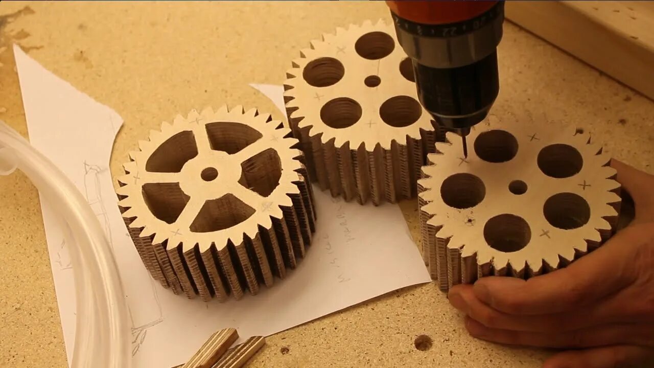 Порядок сборки шестеренок Making Gears for the Lifting Mechanism Prologue# 6 Musical Marble Machine - YouT