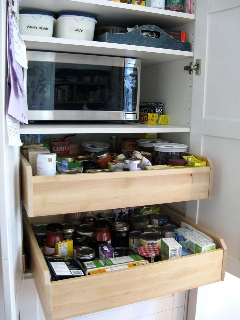 Порядок в кухонных шкафах фото Shop Now How to Organize Pantry Drawers, pantry organizer drawers