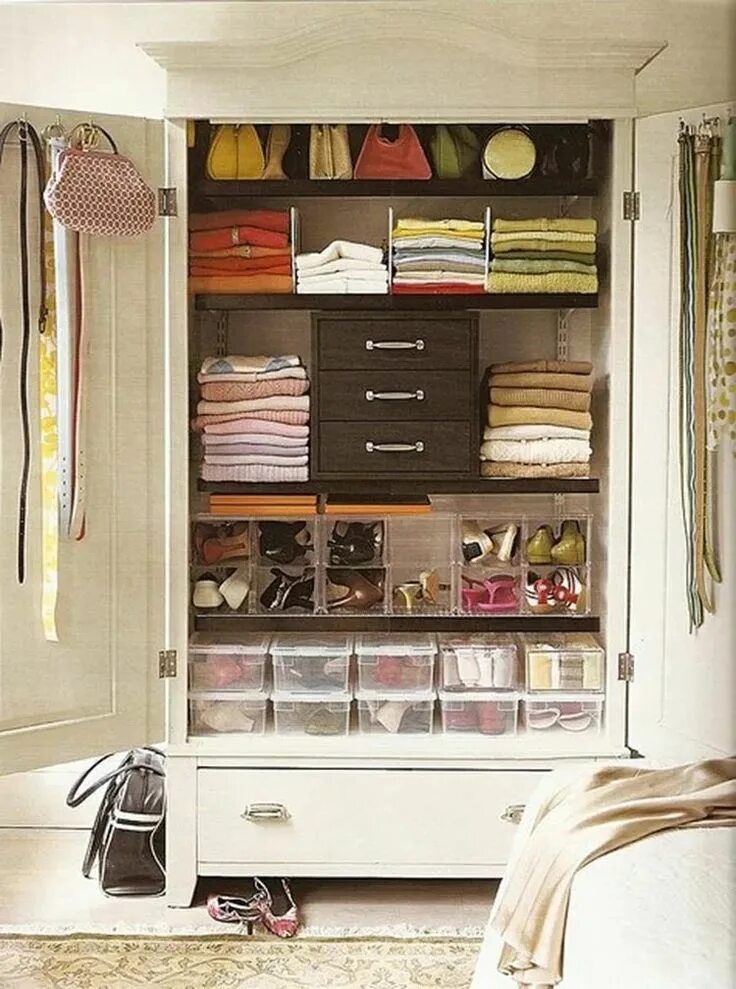 Порядок в шкафу фото Pin by Michelle Boyd on New place design Small closet space, Organizing your hom