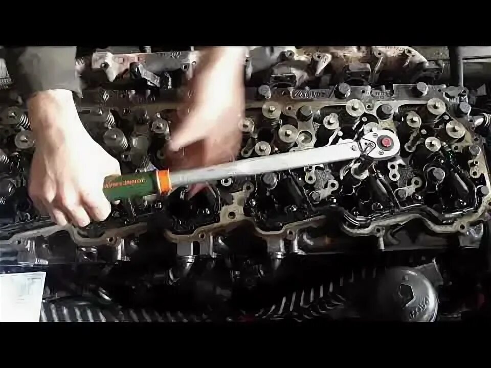 Порядок затяжки головки даф 105 DAF 105.460 Затяжка Головки ГБЦ. - YouTube