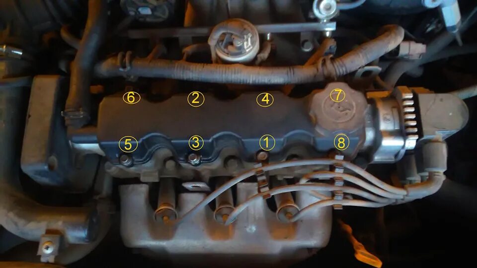 Замена прокладки клапанной крышки - Daewoo Nexia (N150), 1,6 л, 2012 года своими