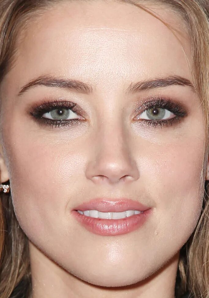 Посаженные глаза фото Pin on Caras Amber heard, Smokey eye makeup, Eye makeup