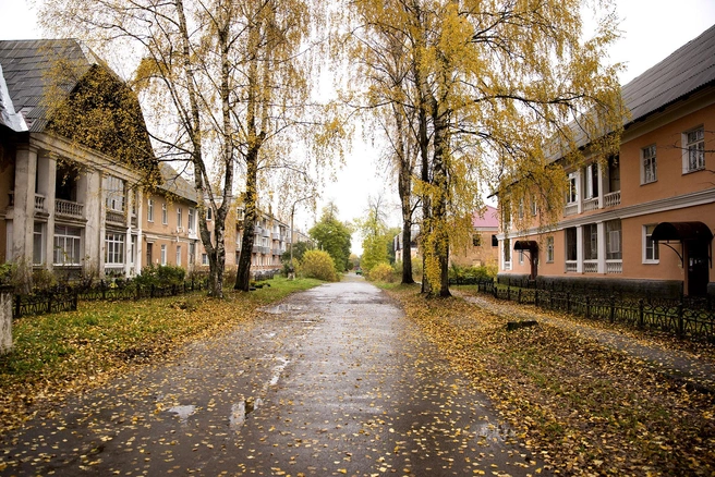 Поселок гэс рыбинск фото Тазы, шампанское и запах коммуналки: как в Рыбинске вернули советскую эпоху - 16