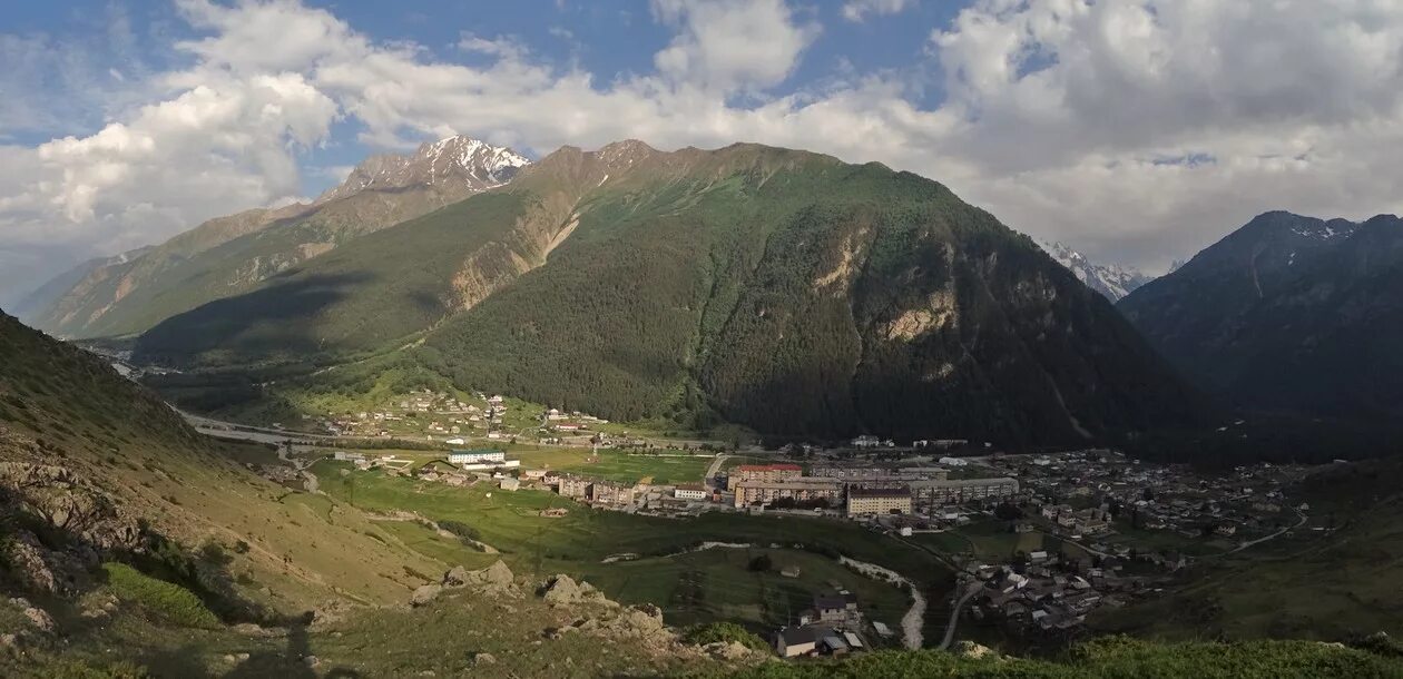 Поселок горный фото Фотоклуб "ZOOOM" Галерея Город - Фото: "горный поселок"