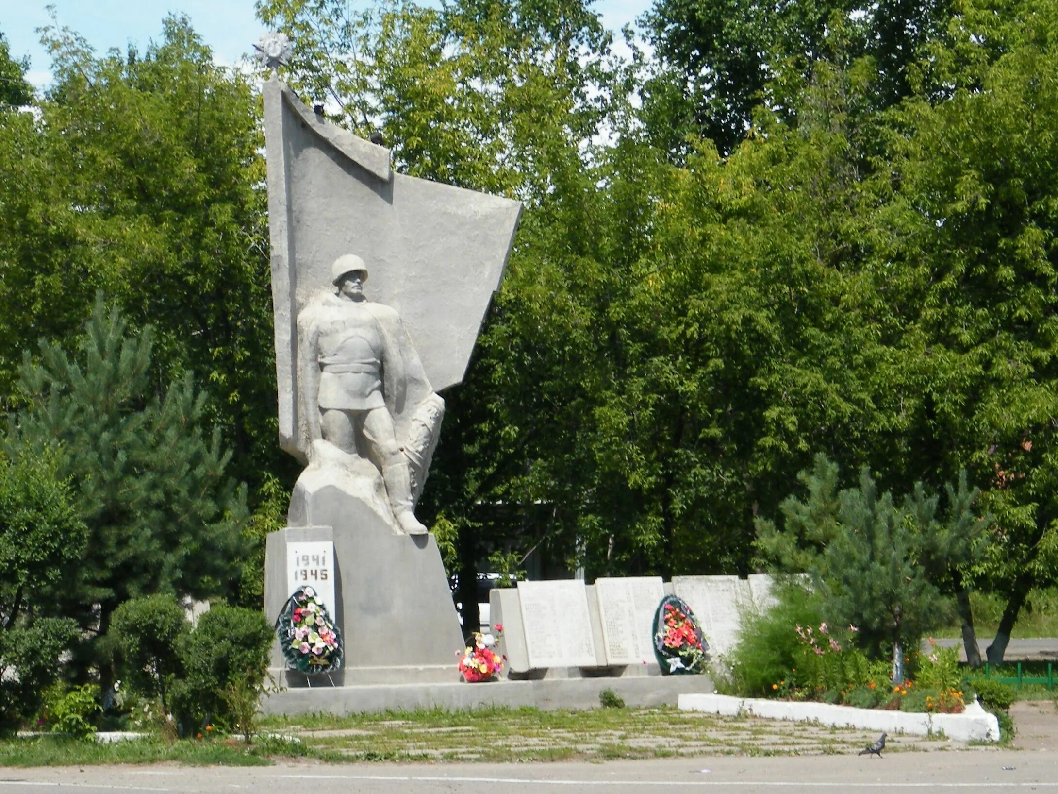 Поселок хор фото Файл:Поселок Хор, памятник погибшим в войну.jpg - Википедия