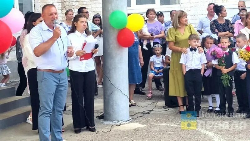 Поселок краснооктябрьский волжский фото В школе № 15 в поселке Краснооктябрьском прозвенел первый звонок Новости Волжско