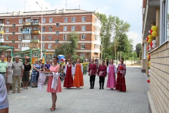 Поселок монетный фото Рождение "близнецов": в берёзовском поселке Монетном строители завершили возведе