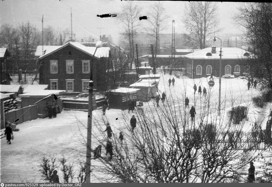 Поселок московский московской области старые фото Вид на привокзальную площадь - Retro photos