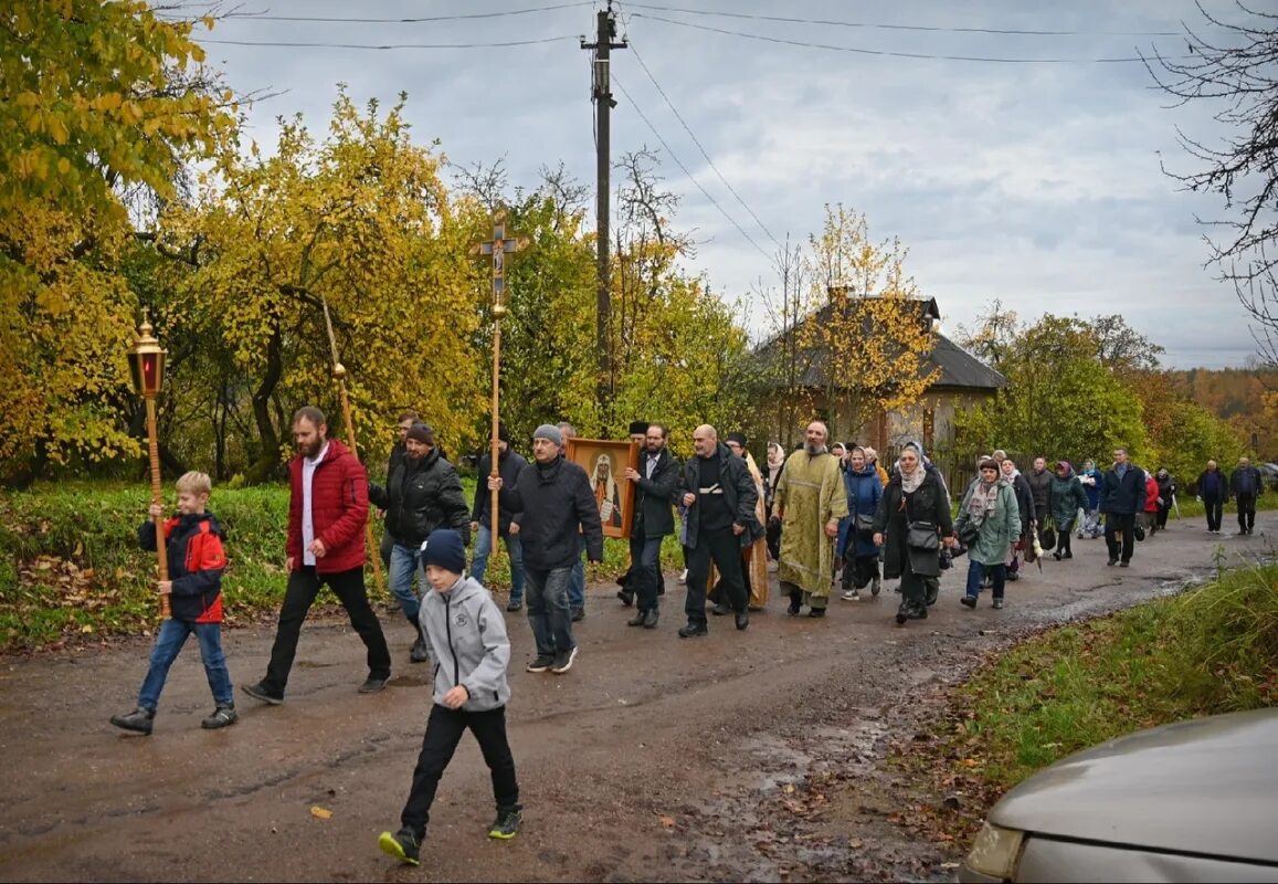 Поселок октябрь фото В день памяти святителя Тихона, Патриарха Московского всея Руси, на его малой ро