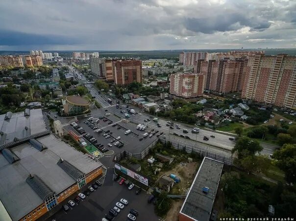 Поселок октябрьский фото Октябрьский. Чей дом попал в кадр? 2023 Поселок Октябрьский Люберецкого района. 