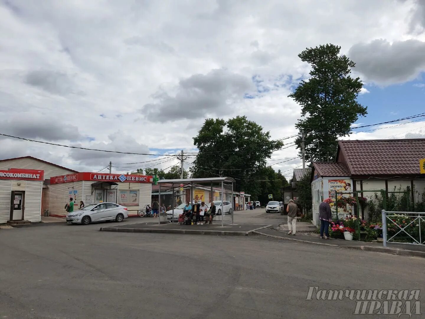 Поселок тайцы фото Центральную часть Тайцев благоустроили - Гатчинская правда