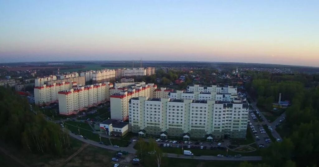 Поселок володарского московская область фото Продажа трёхкомнатной квартиры поселок Володарского, улица Елохова Роща 8, цена 