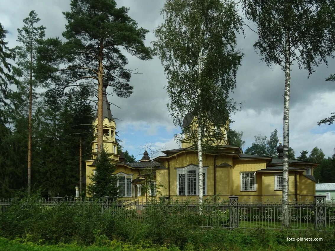 Поселок вырица ленинградская область фото Церковь Святых Апостолов Петра и Павла Вырица (Гатчинский район) Фотопланета