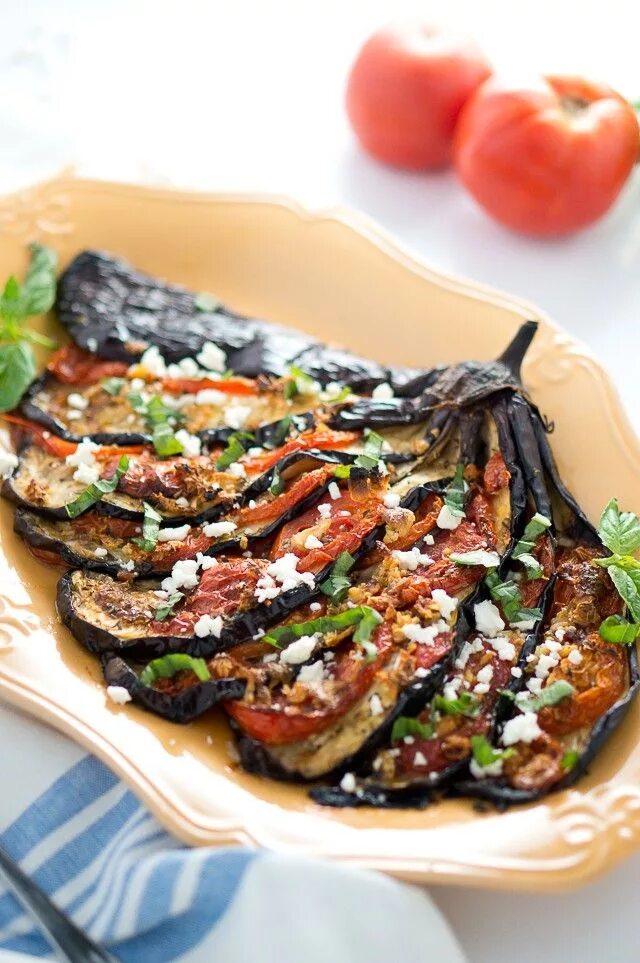 Пошаговые фото рецепты баклажаны Roasted Eggplant Fan Roasted eggplant recipes, Mediterranean eggplant recipe, Eg