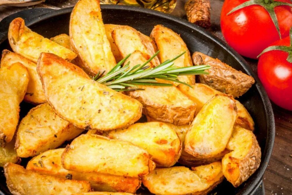 Пошаговые рецепты картофеля фото Create meme "rustic potatoes in the oven, fried potatoes , rustic potatoes" - Pi